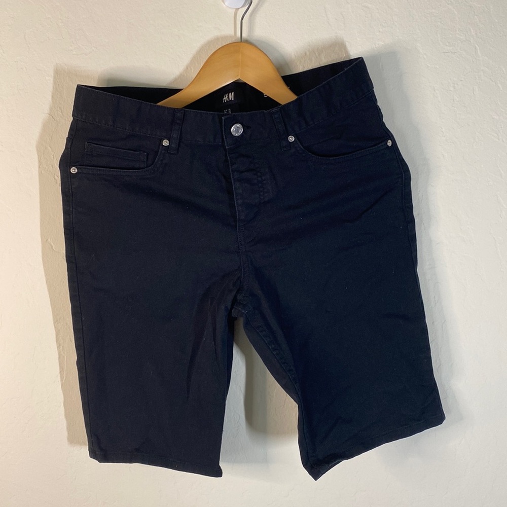 H&M Slim Fit Black Shorts